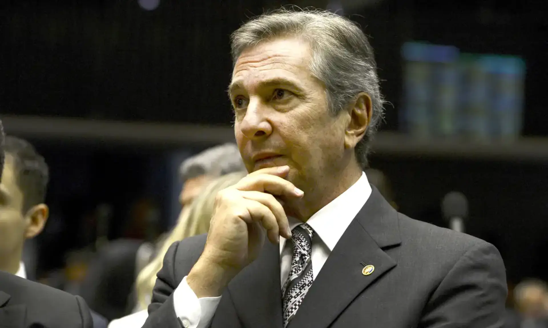 Em 2023, Collor foi condenado a 8 anos e 10 meses de prisão por corrupção passiva e lavagem de dinheiro.