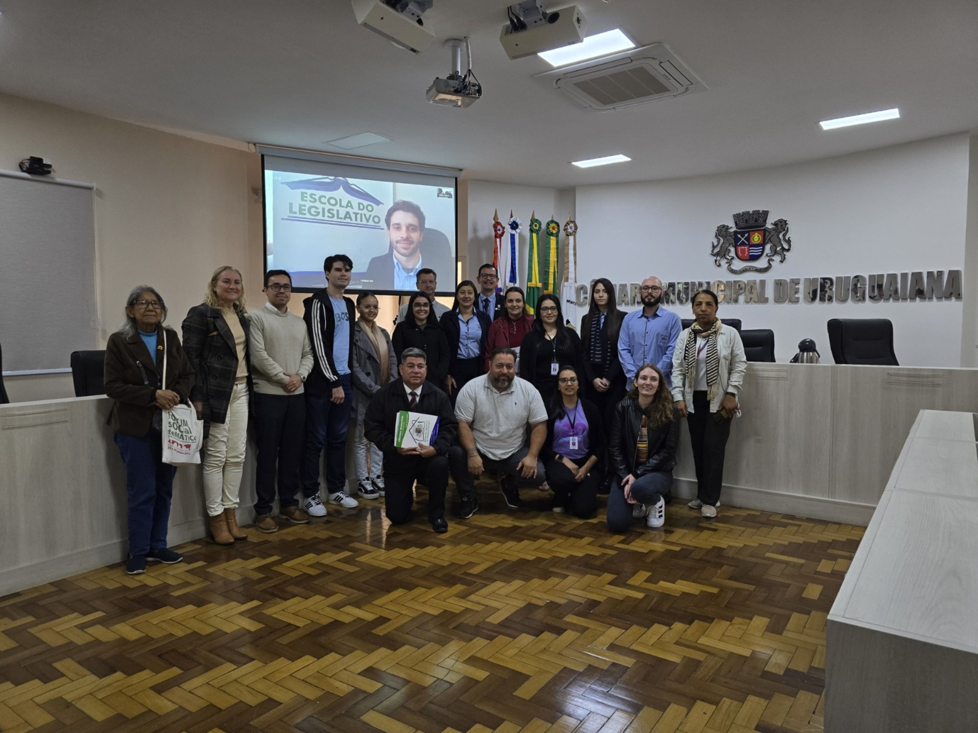 O curso foi transmitido para o plenário da Câmara, onde cerca de 50 pessoas acompanharam a programação