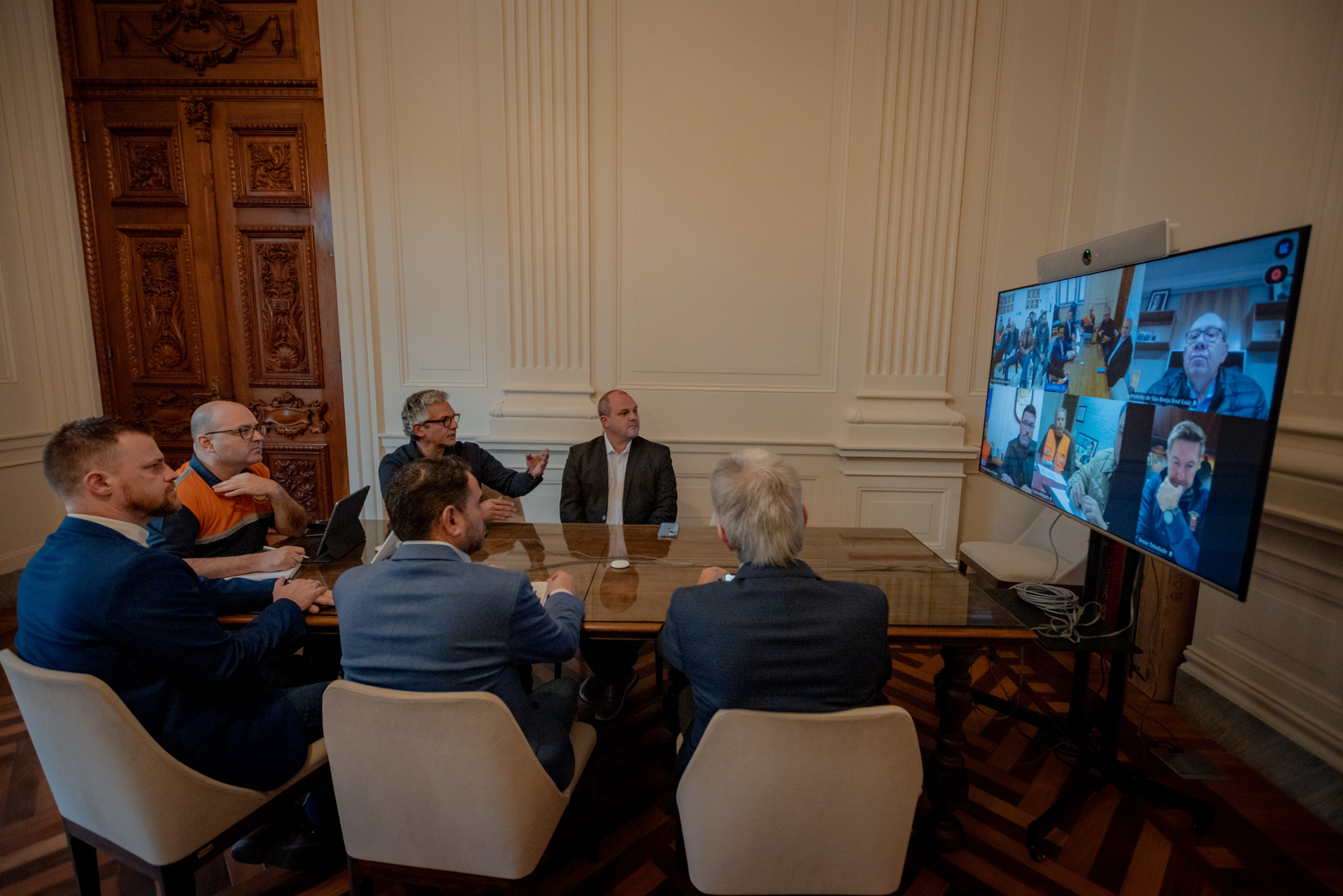 Reunião ocorreu na tarde desta quarta-feira