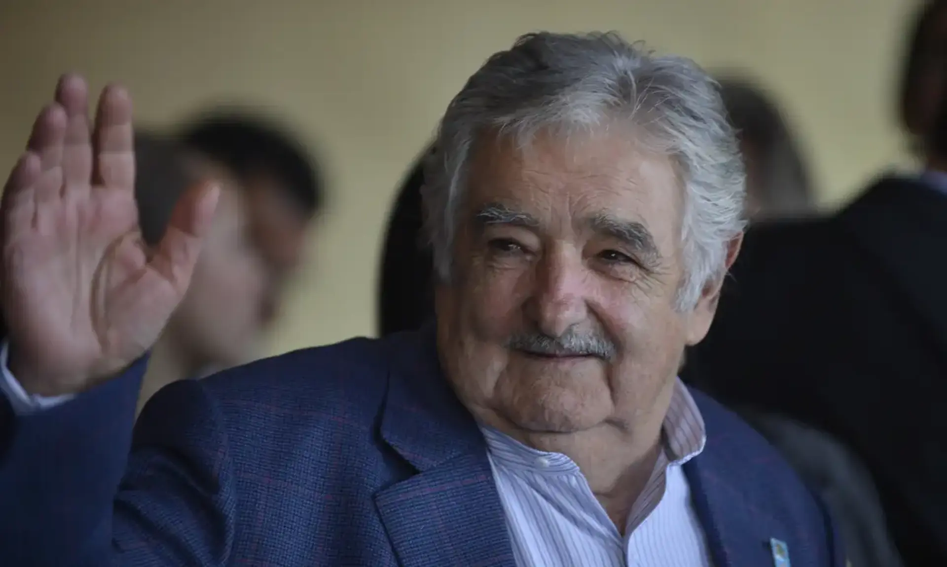 Considerado um dos maiores líderes políticos da América Latina, Mujica era conhecido pelo estilo de vida simples e seu discurso em defesa da justiça social