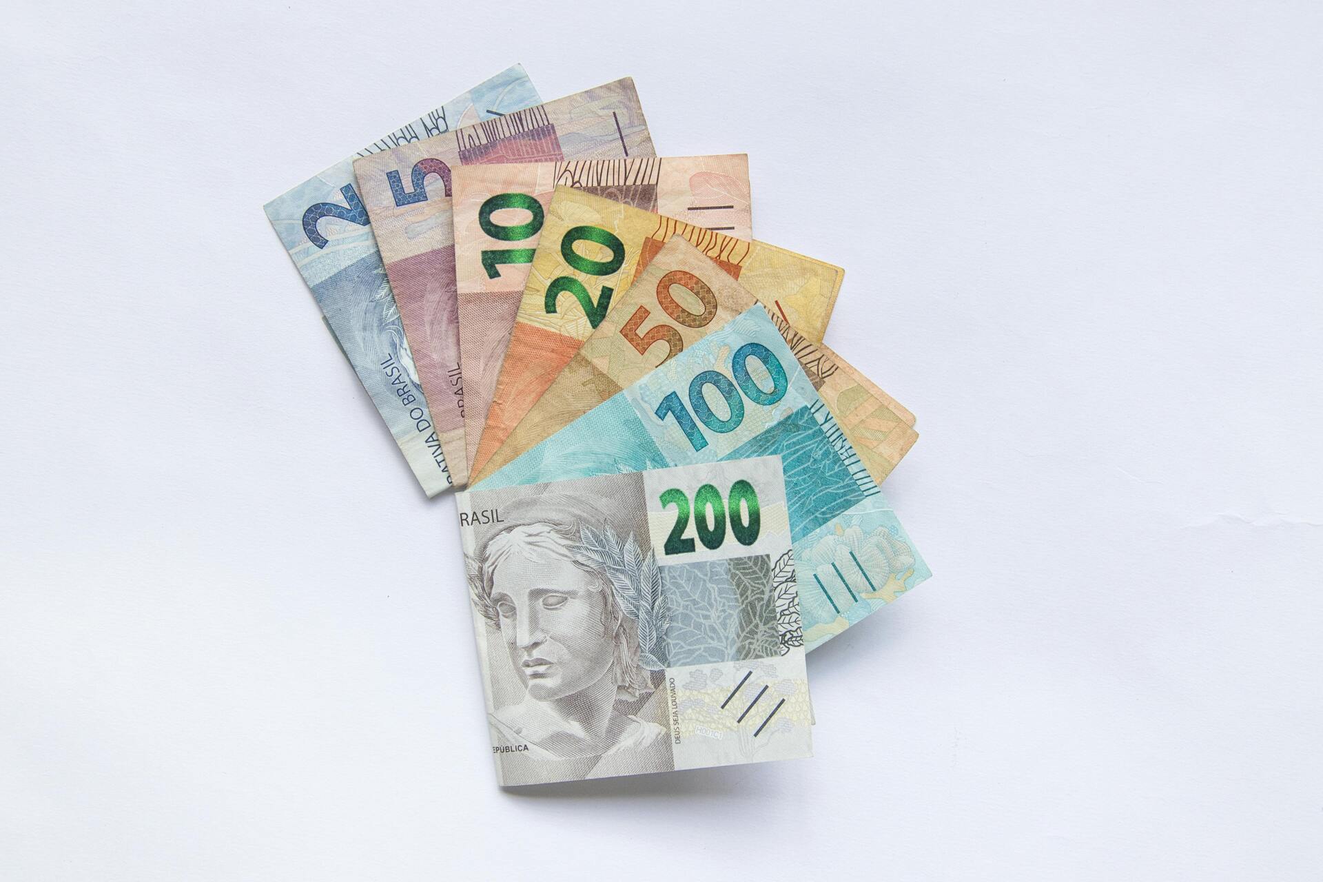 O Fundo de Participação dos Municípios trata-se de um repasse constitucional, correspondente a 22,5% da arrecadação da União com o Imposto de Renda (IR) e o Imposto sobre Produtos Industrializados (IPI).