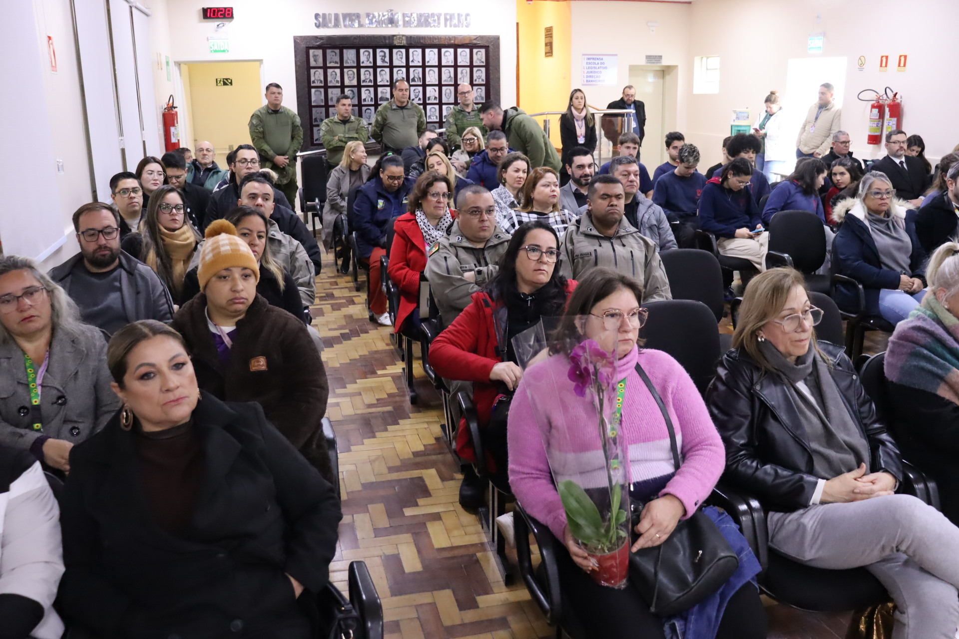 A solenidade reafirmou o compromisso do Parlamento local em valorizar as boas práticas, talentos e instituições da cidade.