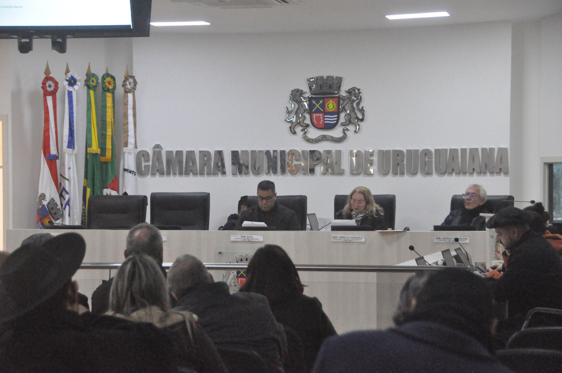 No primeiro semestre, foram apresentados 97 projetos de lei, 847 requerimentos e 295 indicações