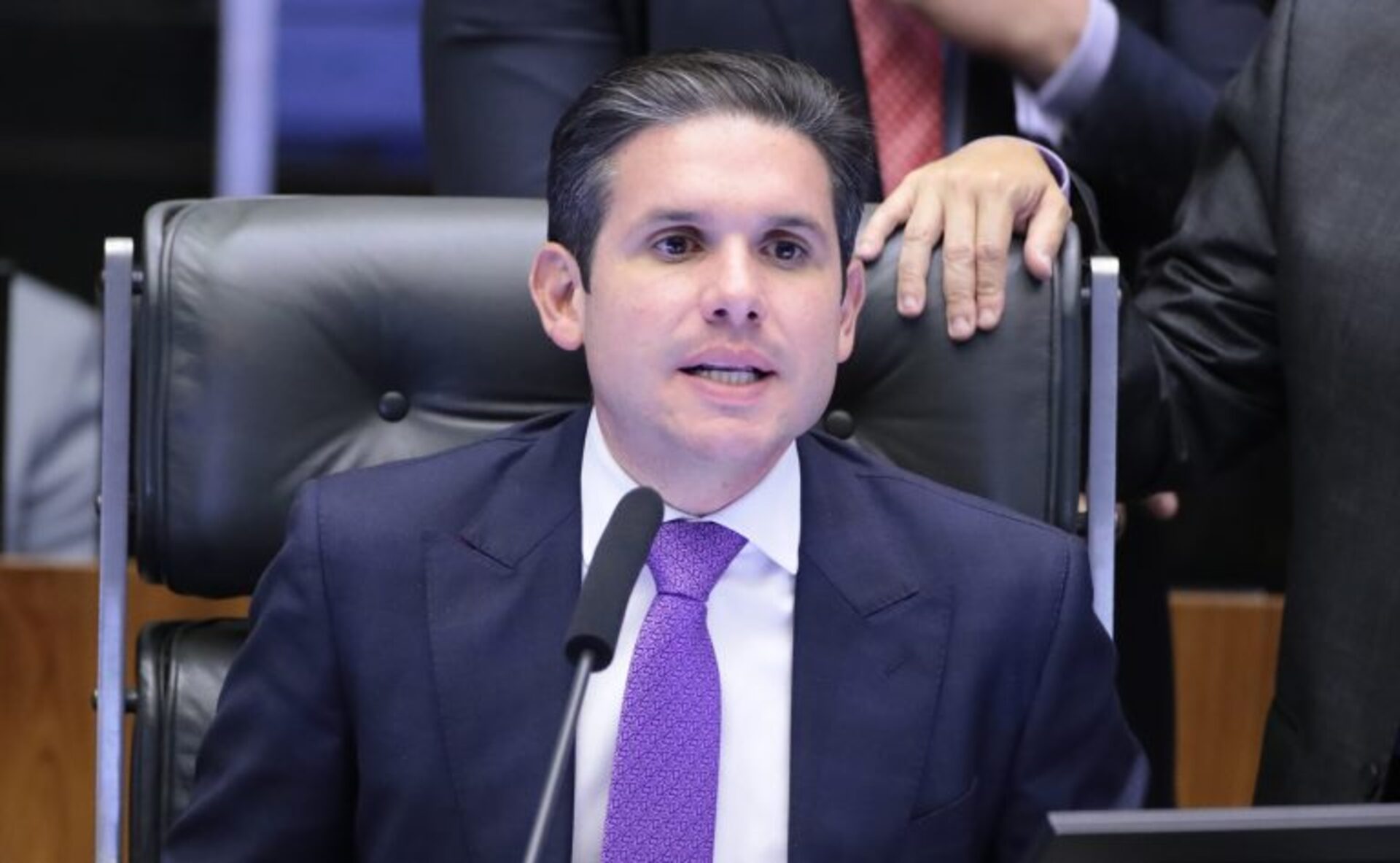 “Queremos dar uma resposta imediata", disse o presidente da Câmara
