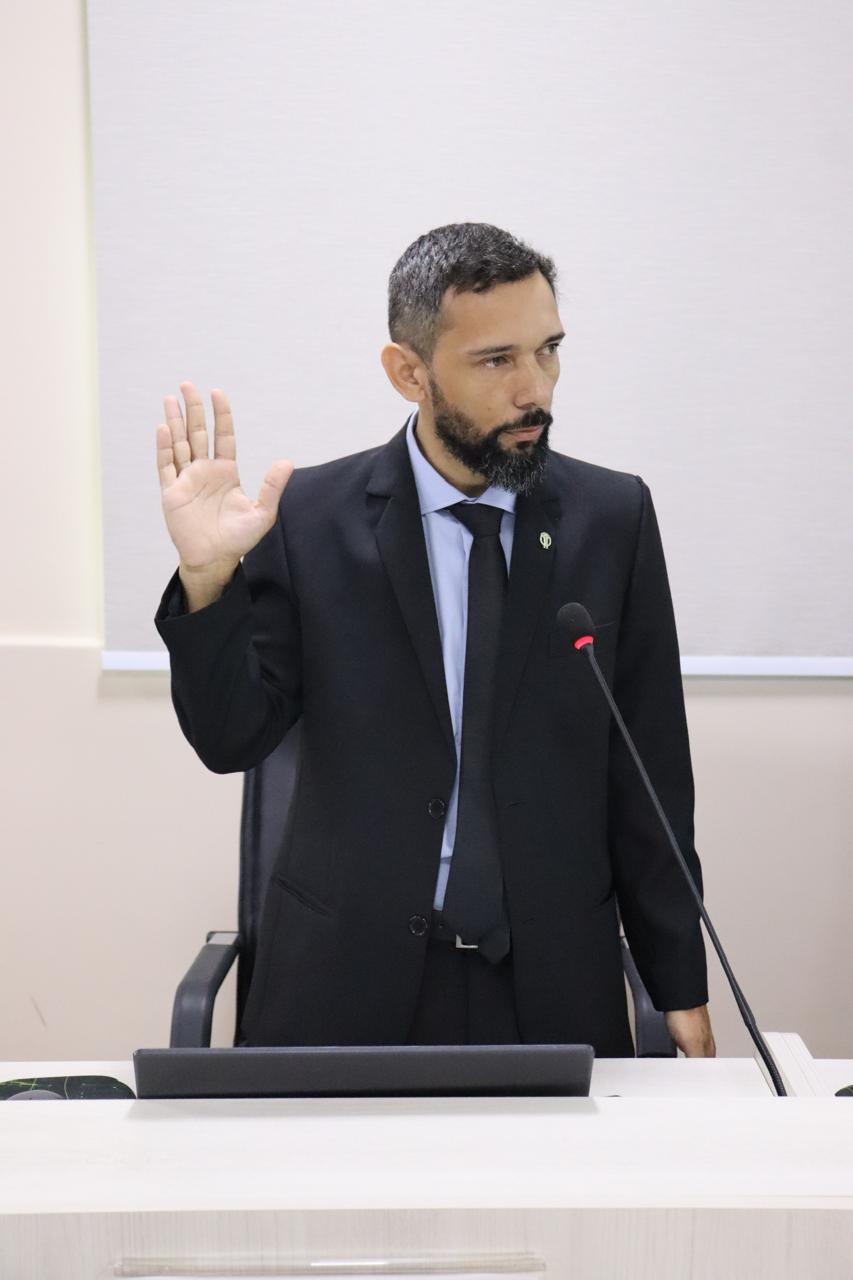 OAB Barro Preto - Gabriel Martines toma posse como vereador